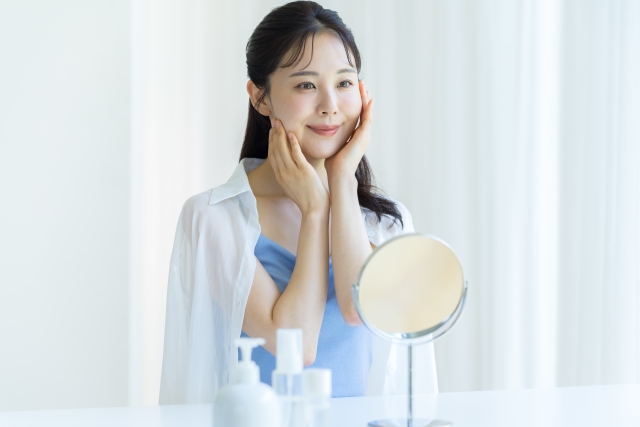 洗顔後すぐ化粧水!肌の土台はこれで決まる